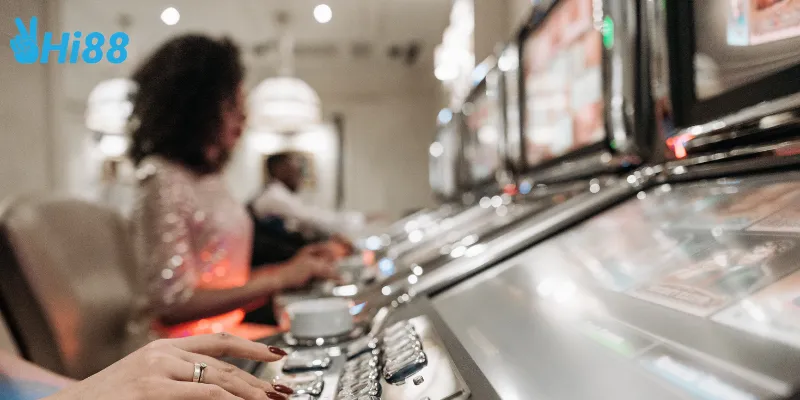 Giao diện âm thanh sống động của game nổ hũ cổ điển